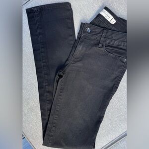 Bullhead black skinny jeans- size 1